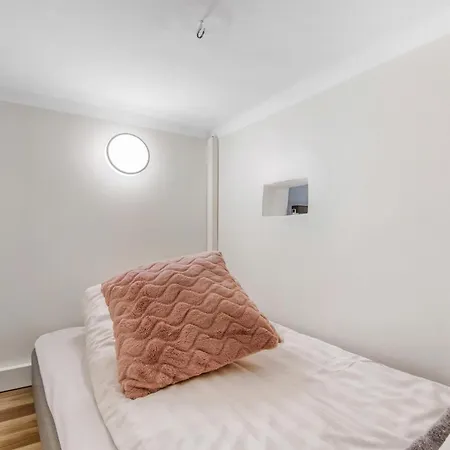 아파트 Design District Loft For 6 Kruununhaka Travellers